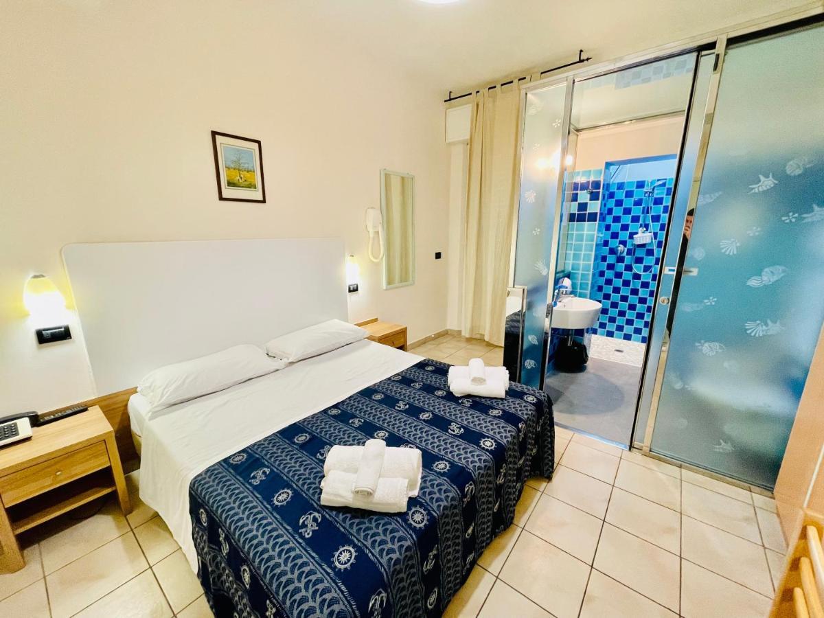 Hotel Vannucci ريميني المظهر الخارجي الصورة