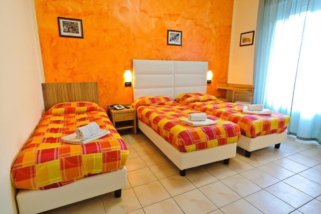 Hotel Vannucci ريميني المظهر الخارجي الصورة