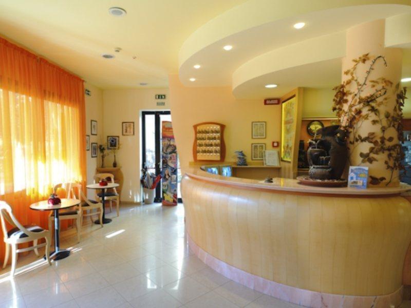 Hotel Vannucci ريميني المظهر الخارجي الصورة